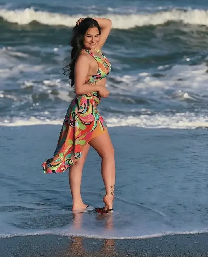 Katt Monroe