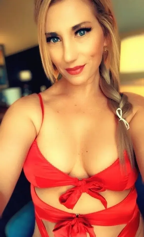 Elise Arden