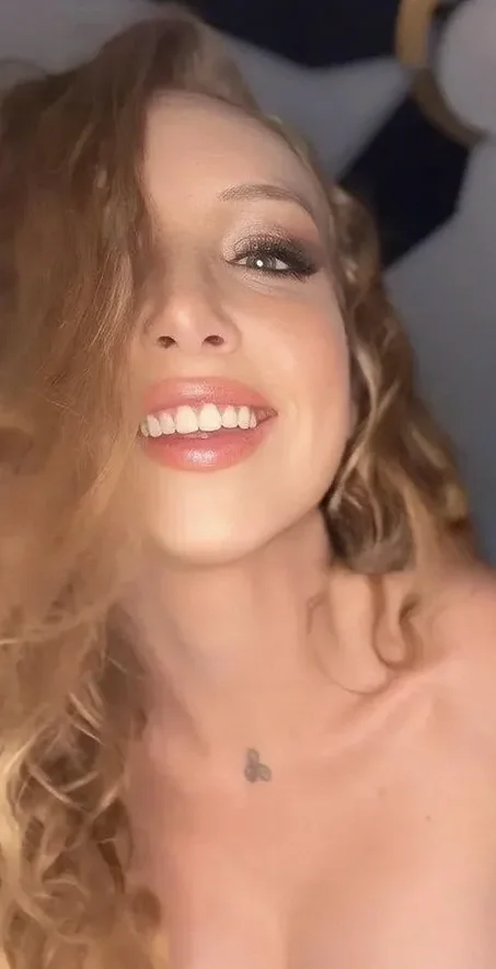 WILLOW BOND