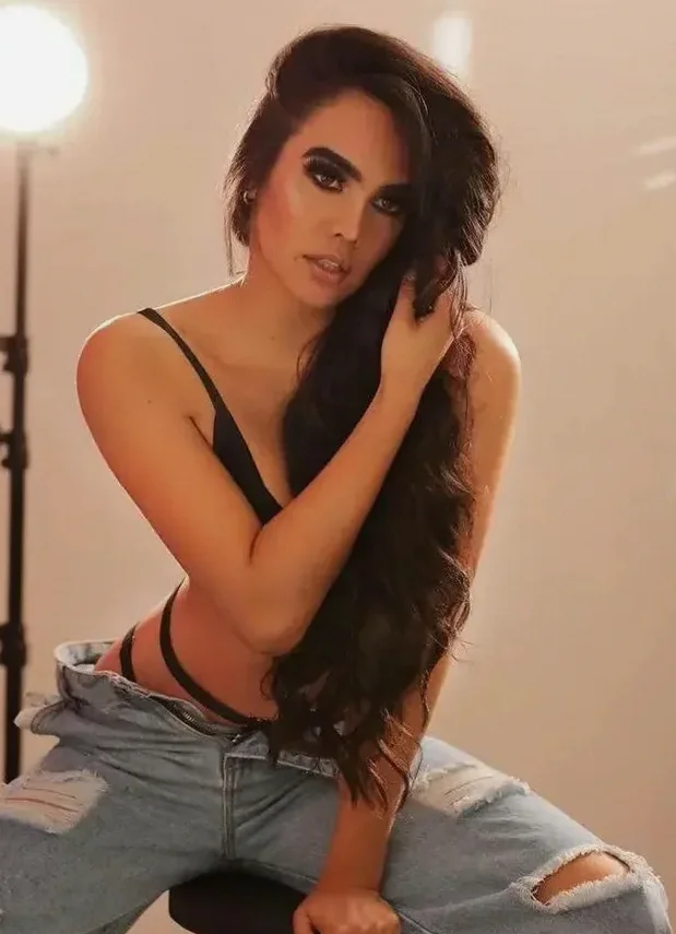 STACY HOT