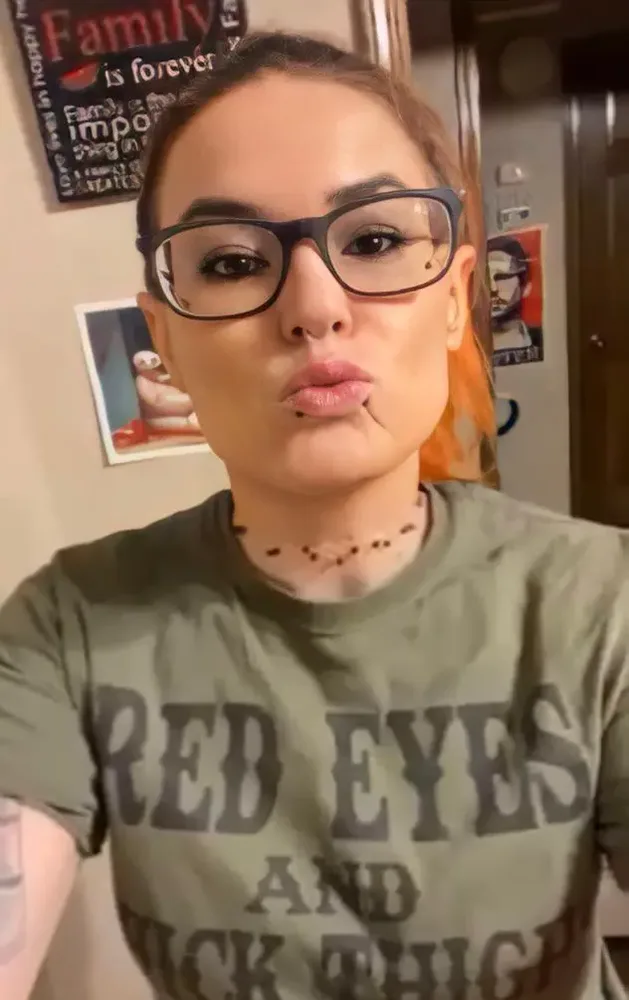 Sandy Tee