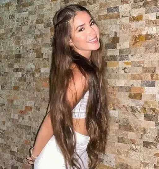 Mia