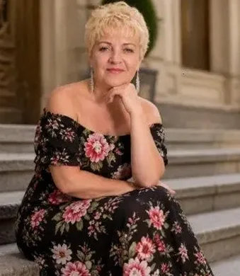 Mature Nati