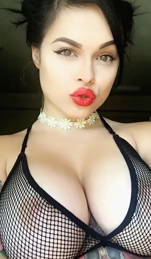 Karen Materia