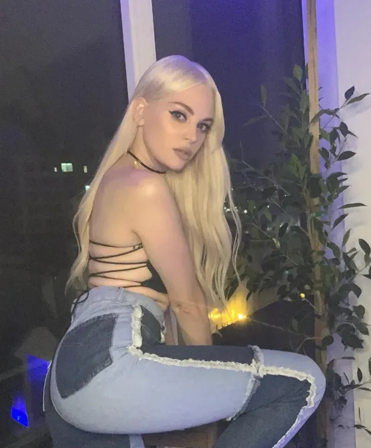 CourtneyySmoke