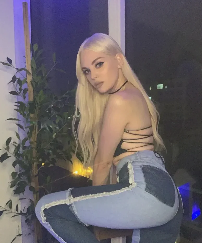 CourtneySmoke
