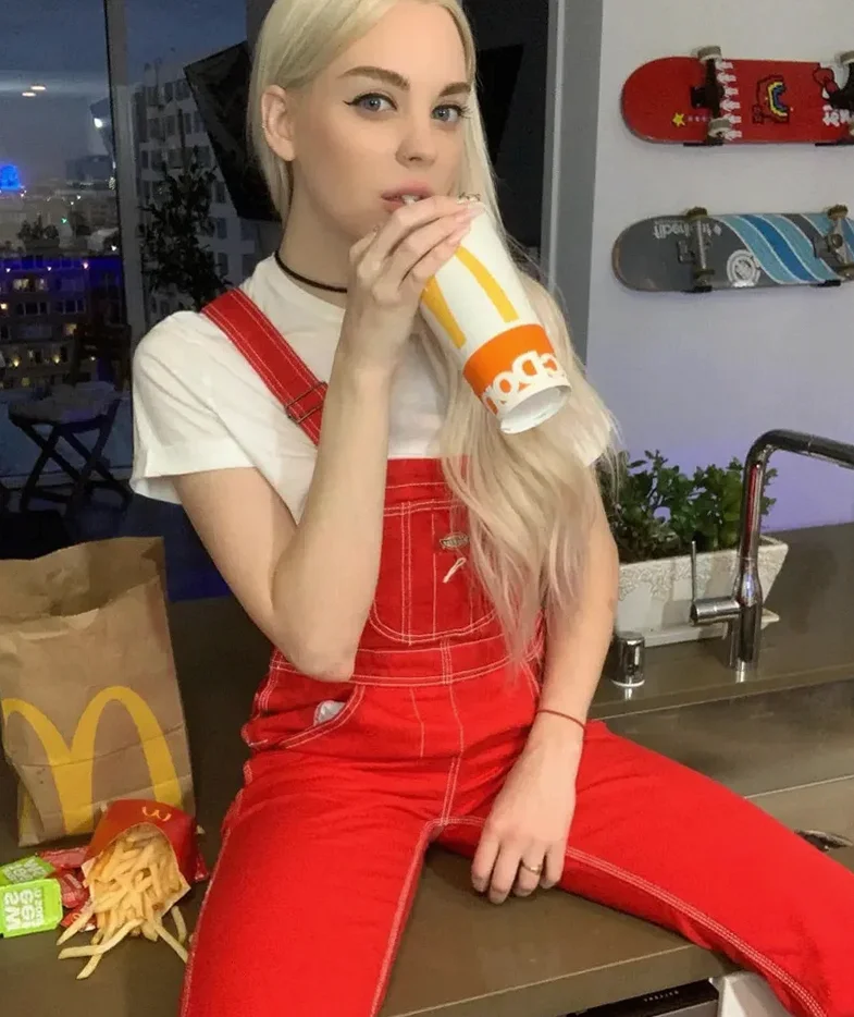 CourtneySmoke