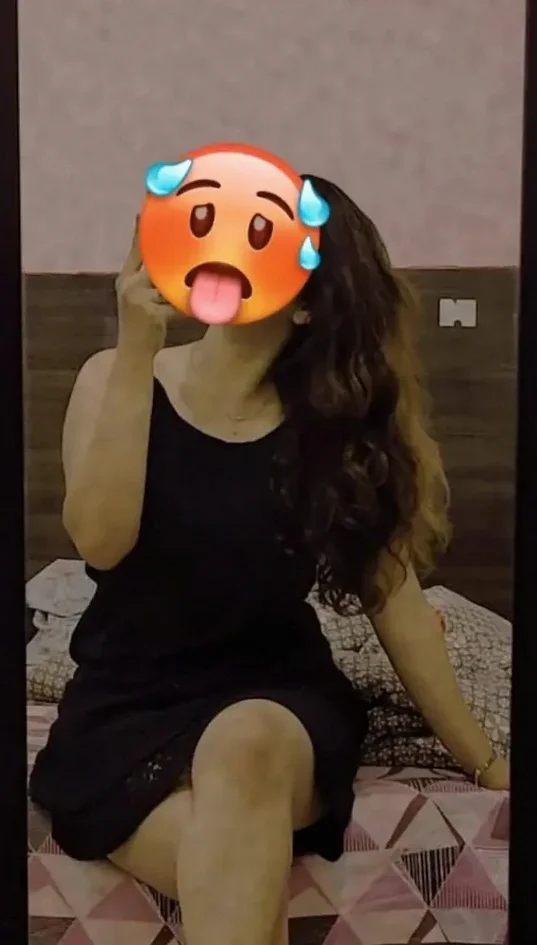 Mollie (Cam+real)