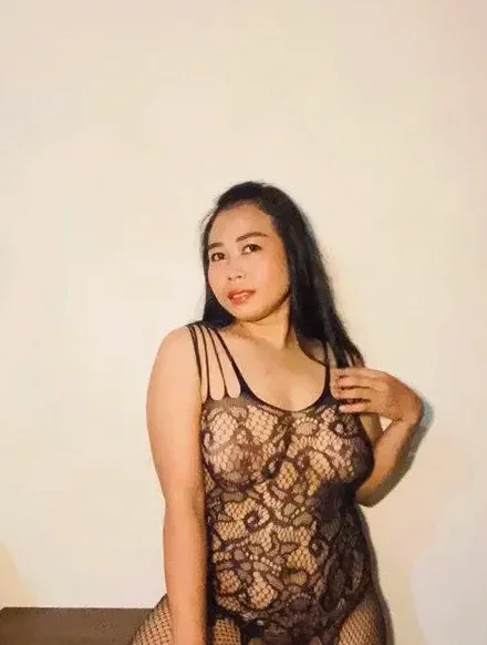 Mia Masseuse