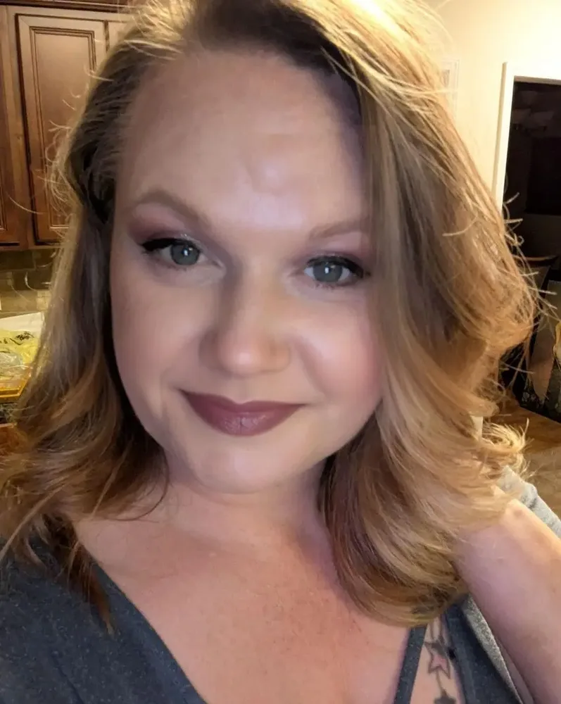 Leanna Lee