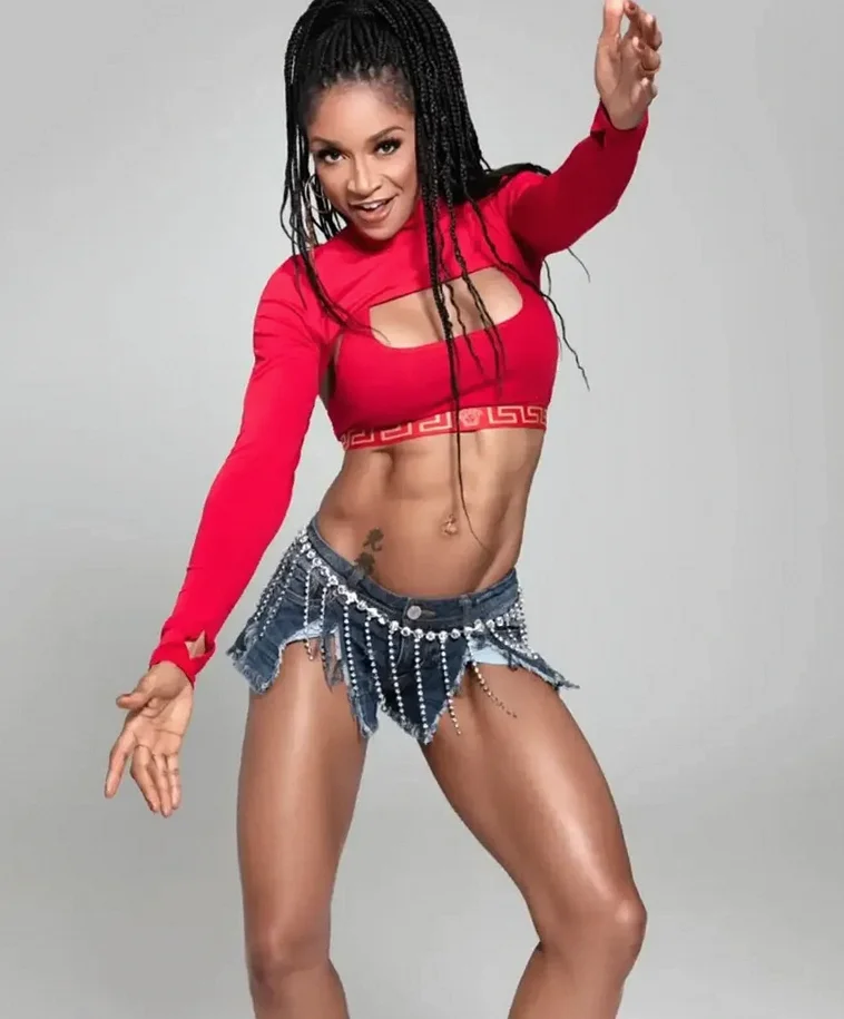 Sabrina Nicole