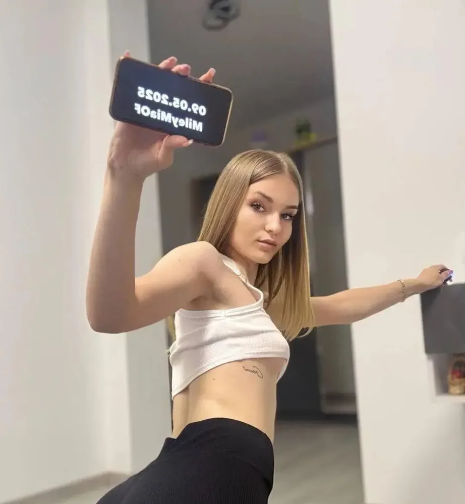 Mia
