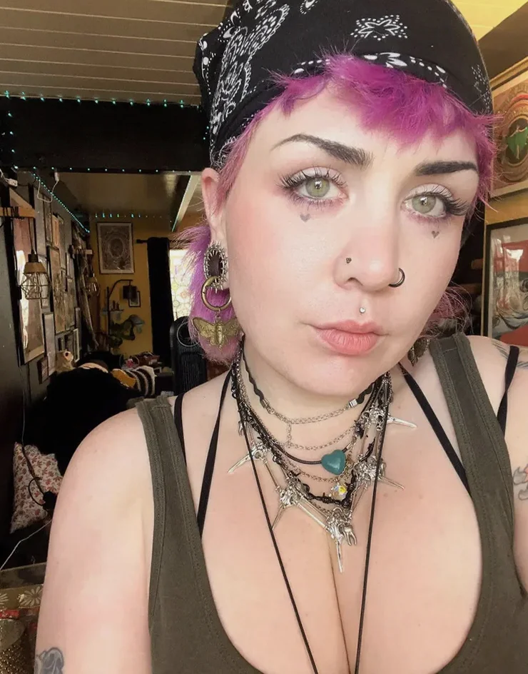 Lo