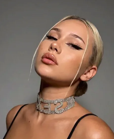 Eva