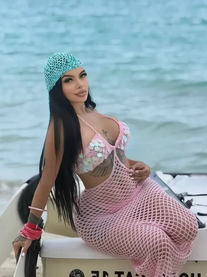 Khloe
