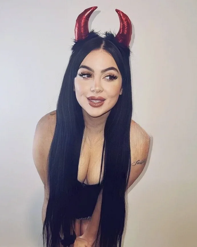 VALENTINA