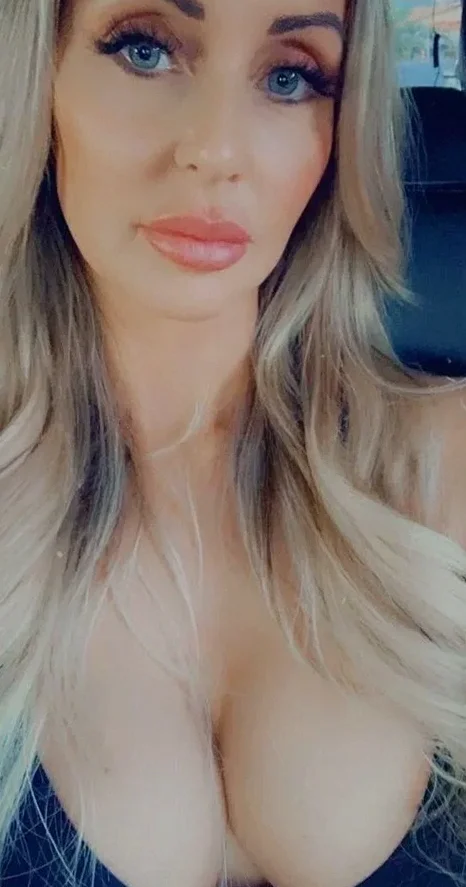 VIP CHRISTY