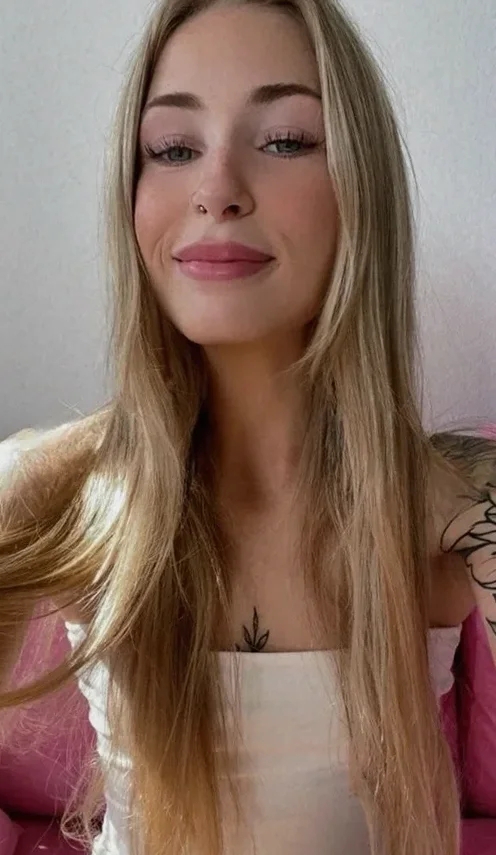 SCARLETT LEHOLD