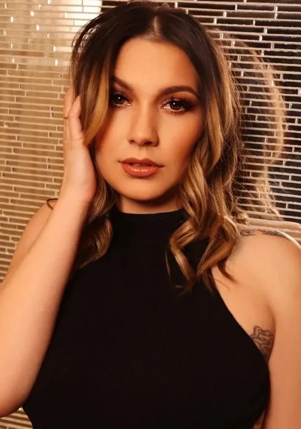 SEXY SADIE